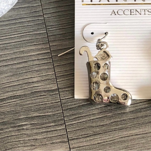 Festive Christmas Stockings Earrings - Picture 5 of 6